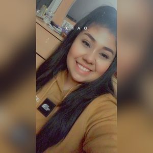 Meet your Posher, Ana